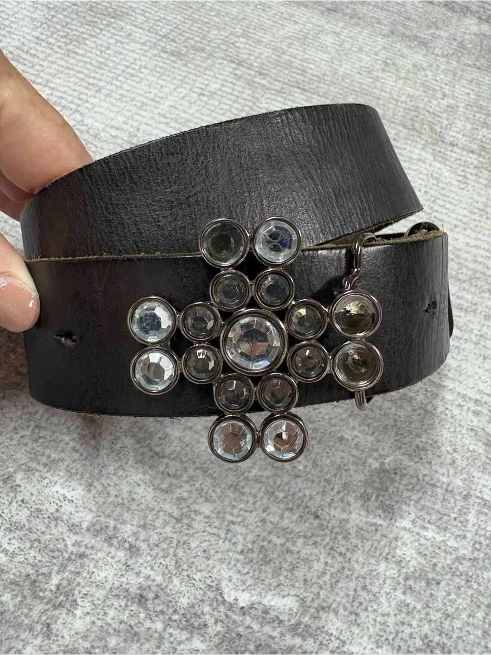 GUESS Dark Brown Genuine Leather Belt Bling  Cross Y2K Statement Women's M